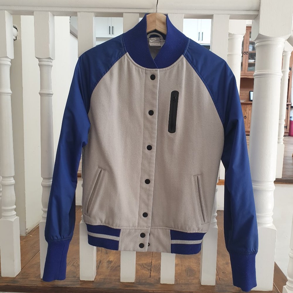 Nike Sportswear Baseball Bomber Jacket Woman